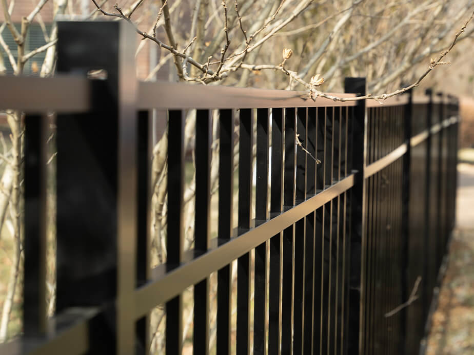 Aluminum fence company in xxxREGION