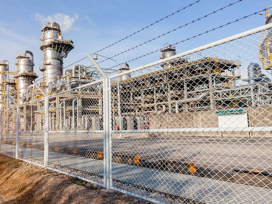 Commercial fence contractor in xxxREGION