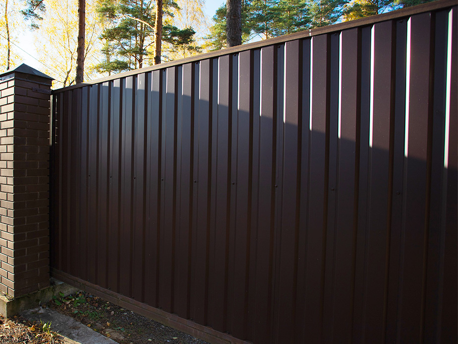 Corrugated Steel fence company in xxxREGION