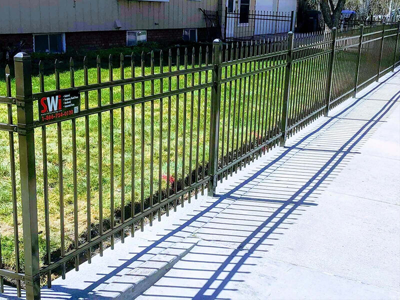 Expert installed fence in xxxREGION
