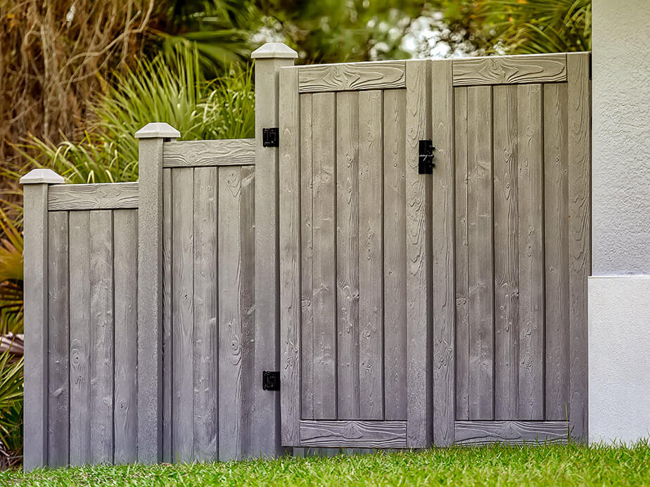 composite fenceThis Town Wyoming